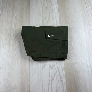 Nike Life Mens Green Flat Front Everyday Comfort Cotton P44 Cargo Shorts Size 34